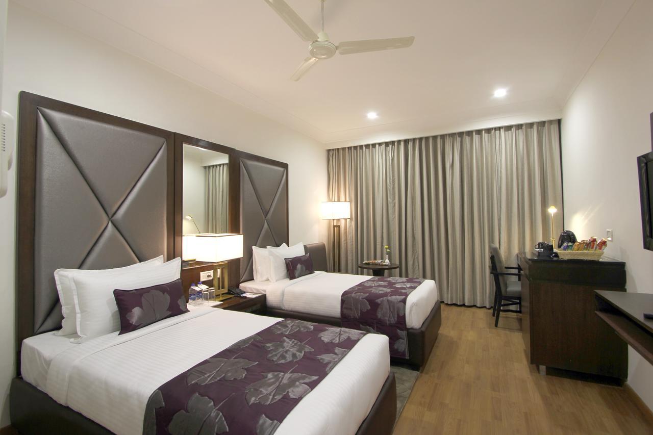 Hotel Comfotel Hyderabad Exterior foto