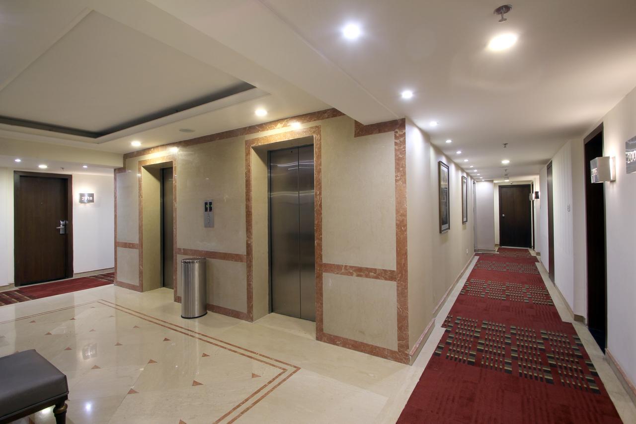 Hotel Comfotel Hyderabad Exterior foto